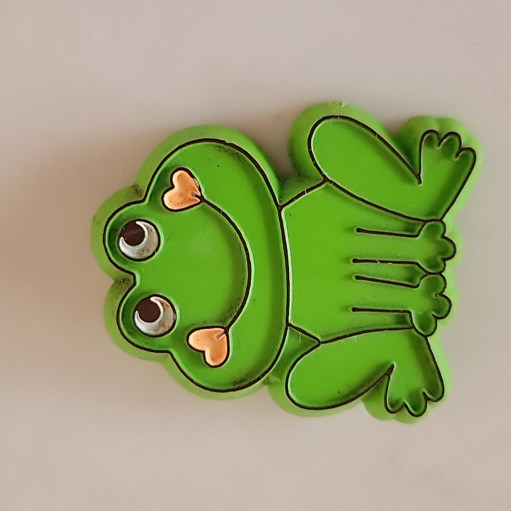 Vintage 1979 Hallmark Cards Froggy Brooch Pin